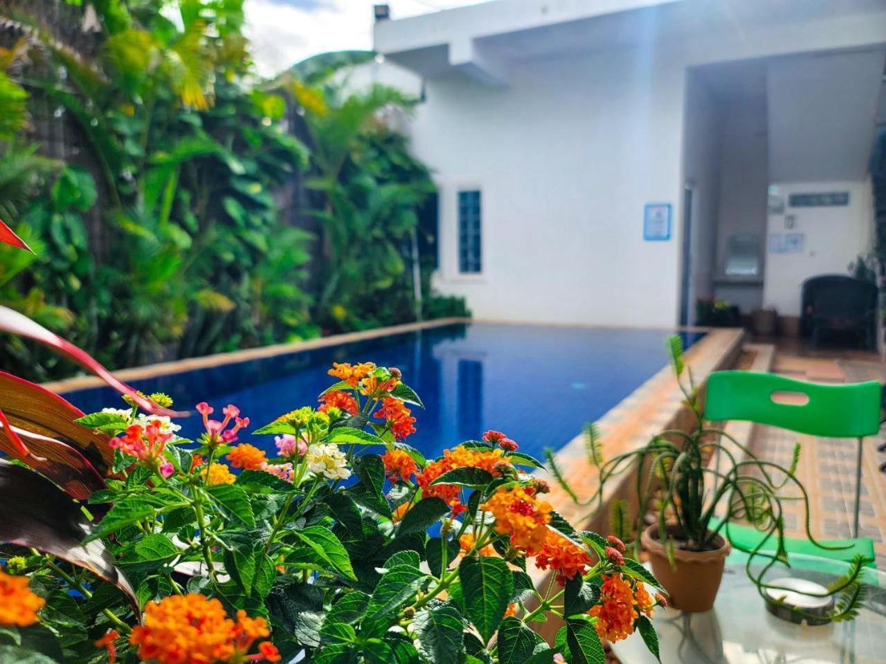 Ostello Bed&Bedzzz Siem Reap Esterno foto