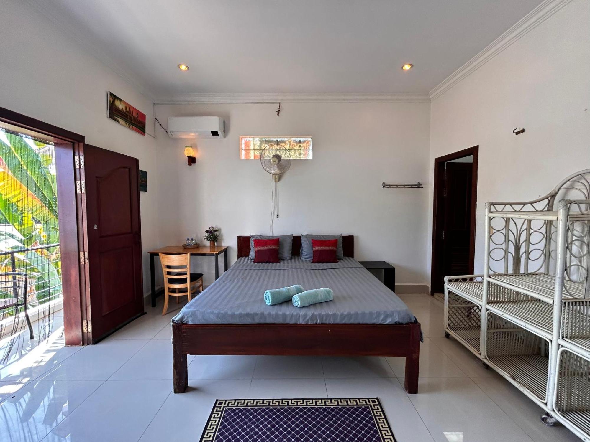 Ostello Bed&Bedzzz Siem Reap Esterno foto