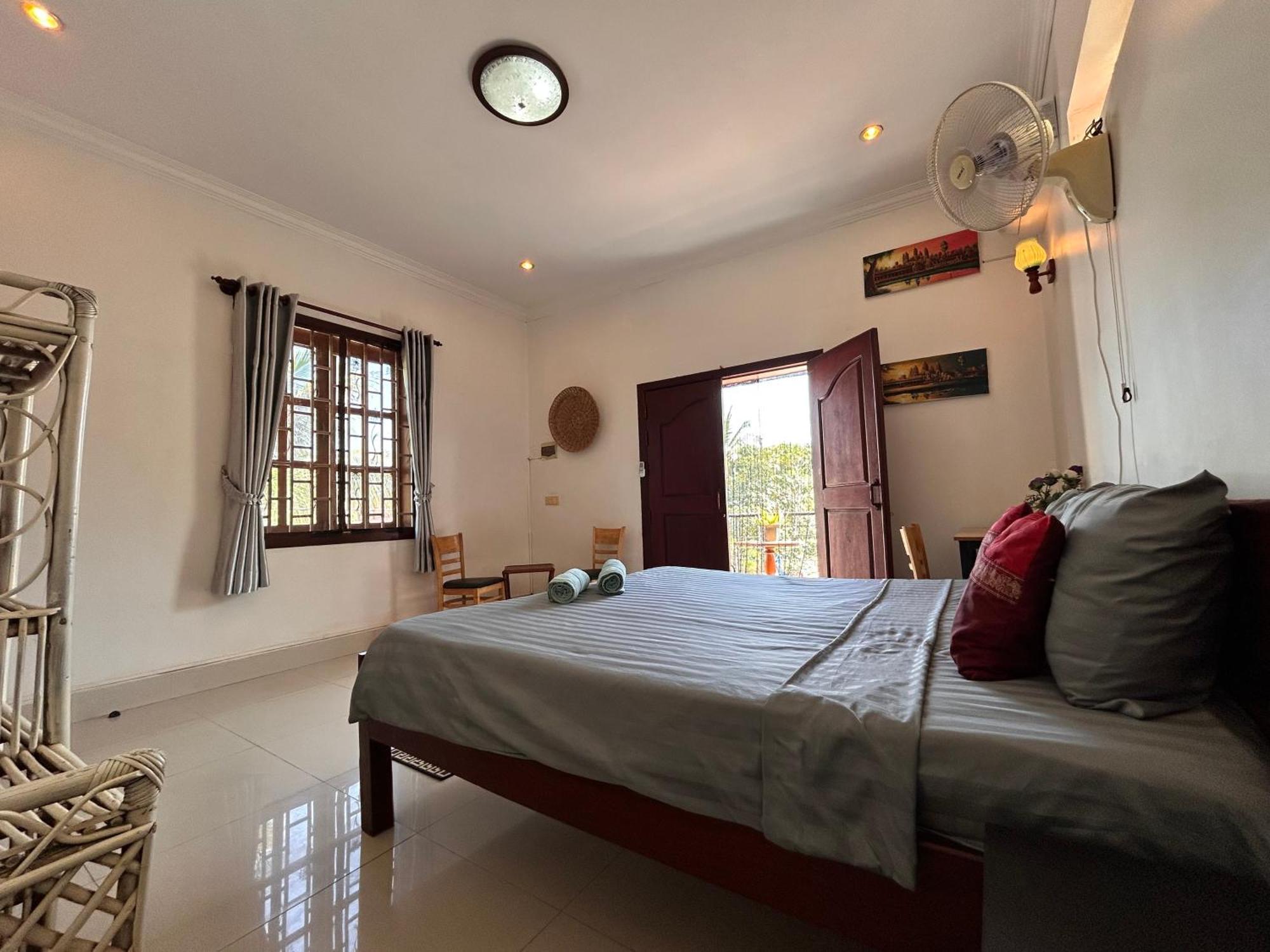 Ostello Bed&Bedzzz Siem Reap Esterno foto